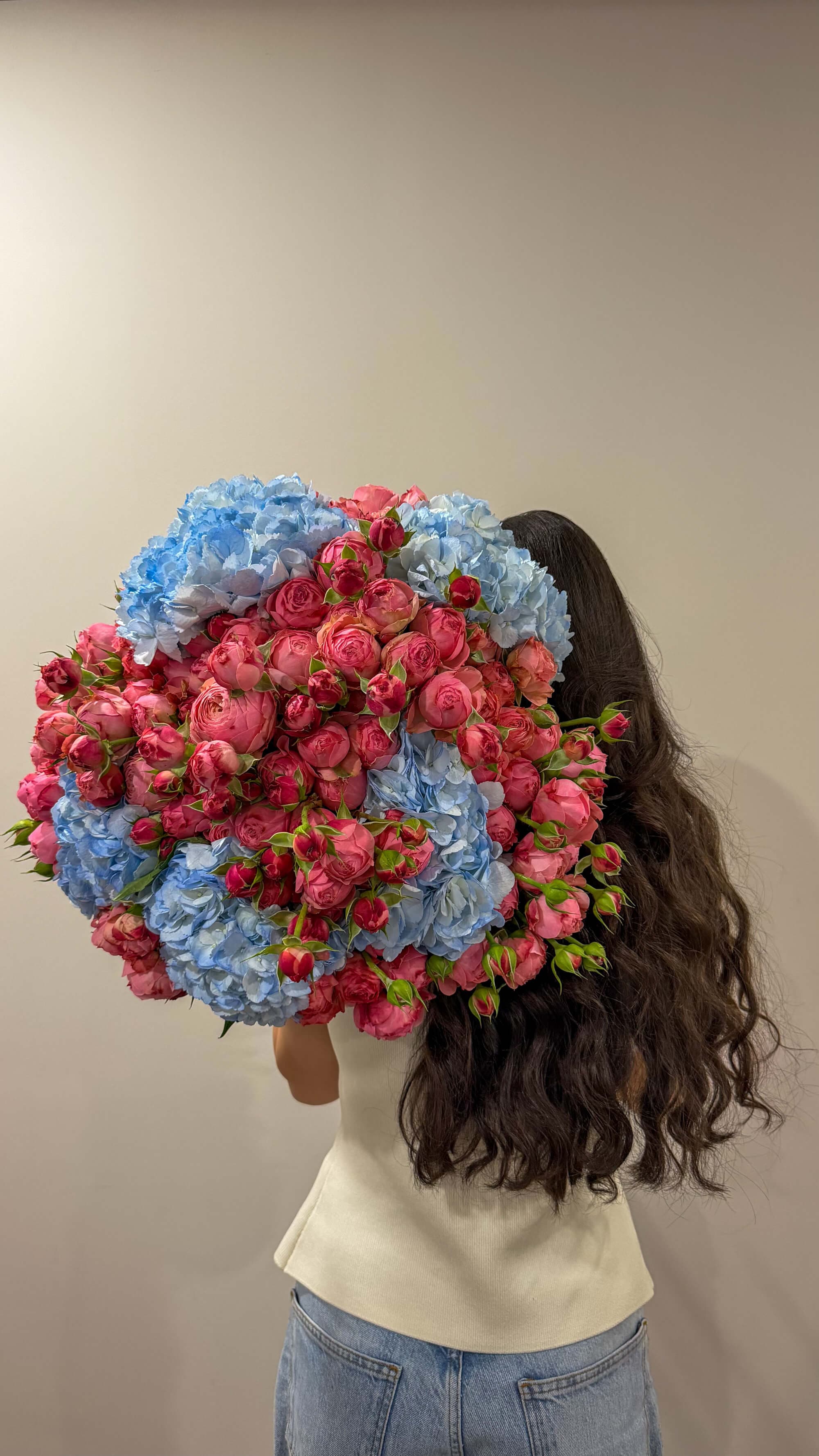 Peony roses and hydrangeas: pink and blue bouquet