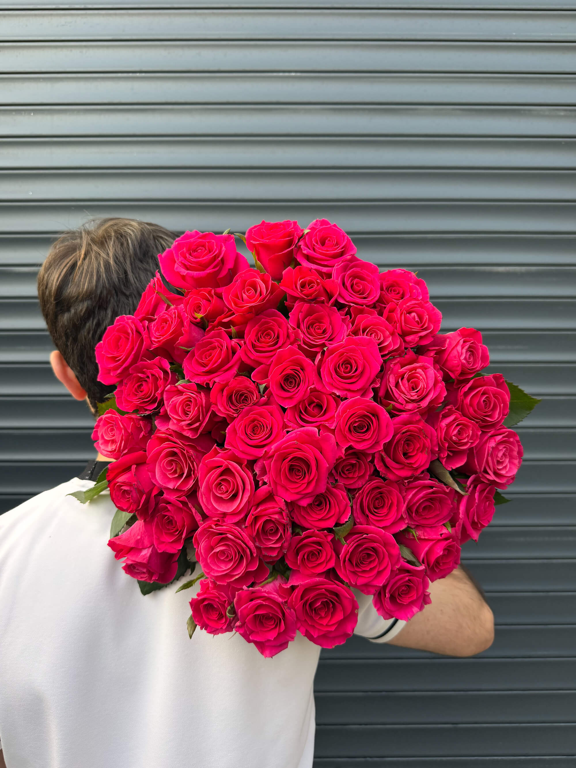 51 малиновая роза 90 см - Яркий букет страсти - Image 1 of 2 | Flowers Theory